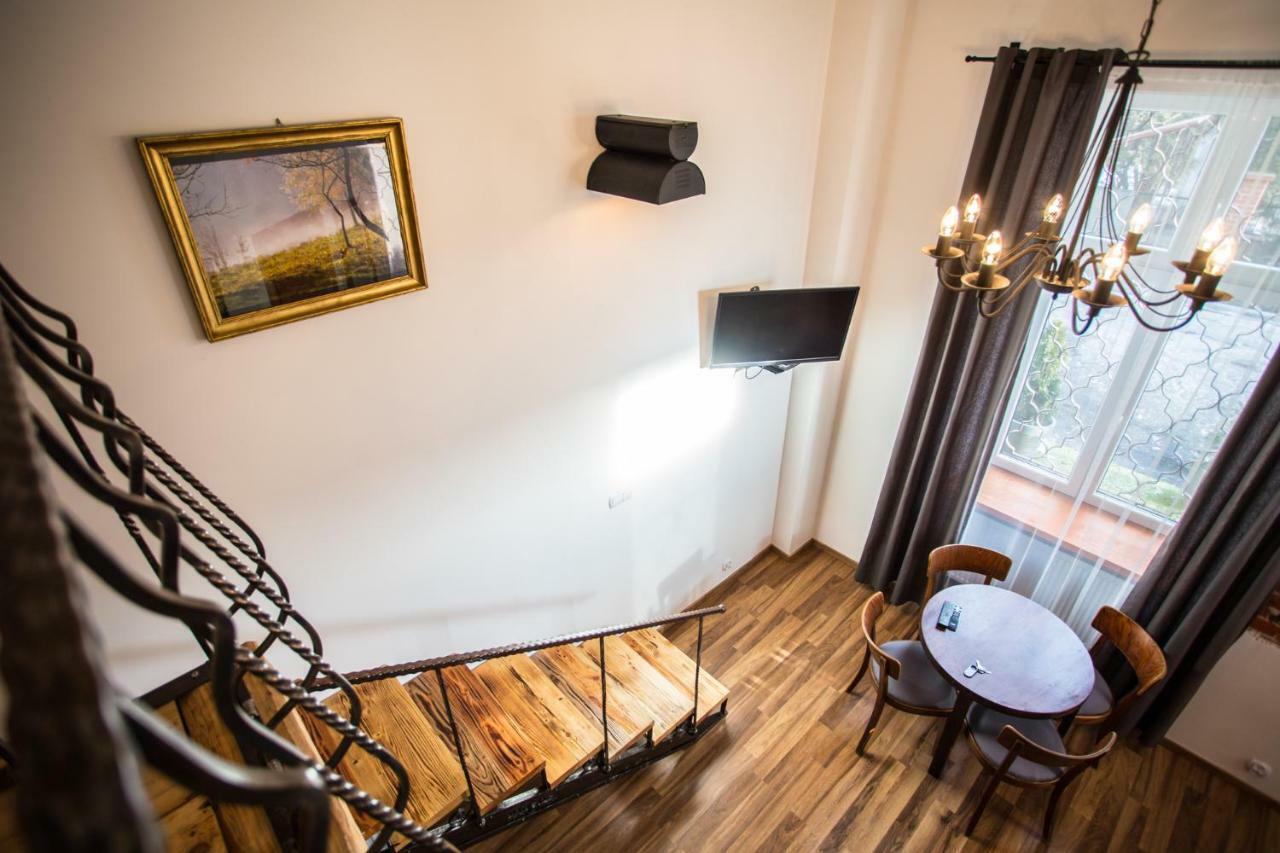 Lovenovsky Apartments คราคูฟ ภายนอก รูปภาพ